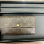 ルイ・ヴィトン モノグラム 二つ折り長財布 蒔田店 買取