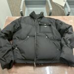 alt="PRADA プラダ ダウンジャケット 黒 ナイロン ブランドアウター 買取 蒔田 横浜"